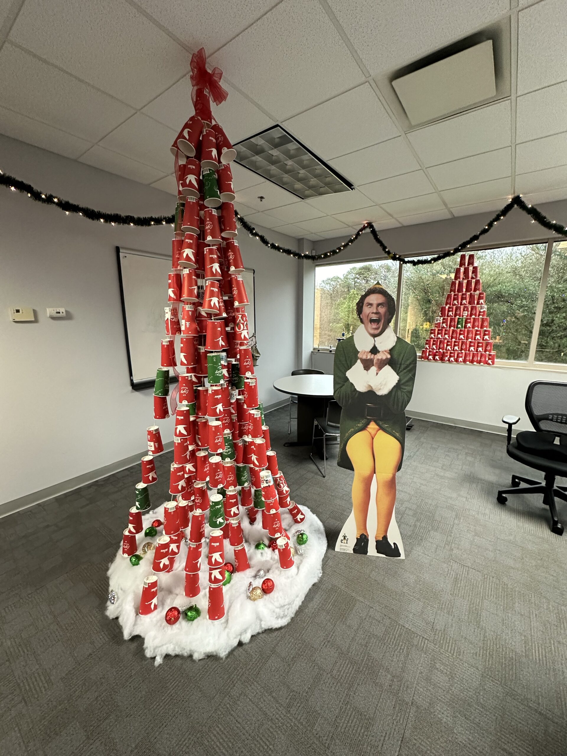 buddy_the_elf_with_wawa_cup_tree